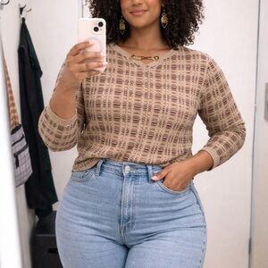 Vintage tartan plaid sweater Sz L brass detail scandi girl eclectic grandpa